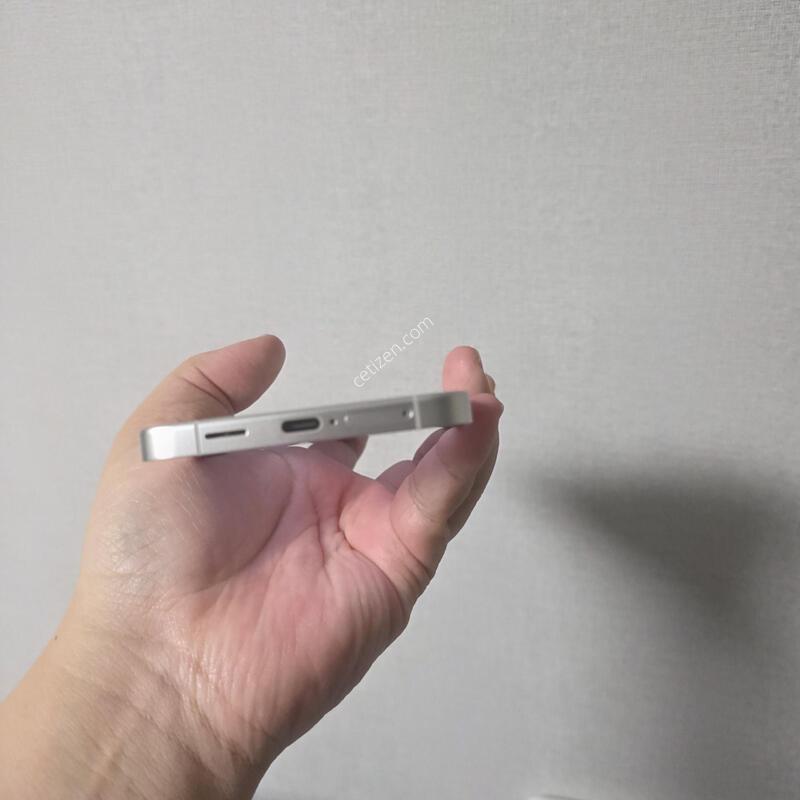 ������ S24�÷��� ���� �׷��� 256�Ⱑ SS�� �Ⱦƿ�~