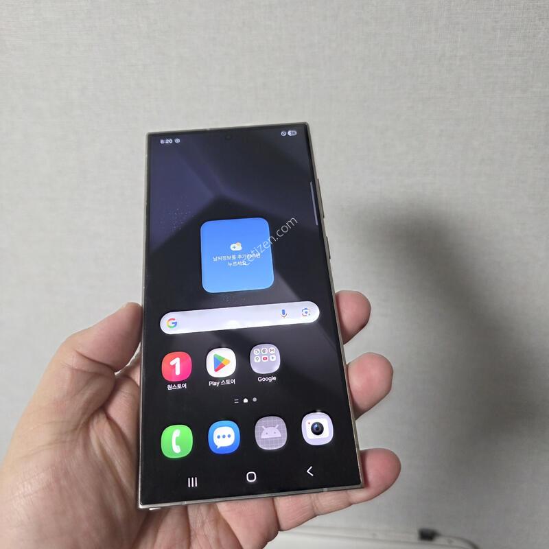 ������ S24��Ʈ�� ƼŸ�� �׷��� 256�Ⱑ SS�� �Ⱦƿ�~