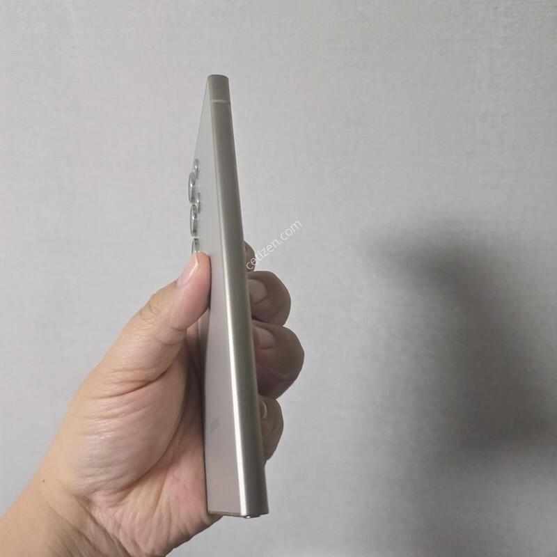 ������ S24��Ʈ�� ƼŸ�� �׷��� 256�Ⱑ SS�� �Ⱦƿ�~