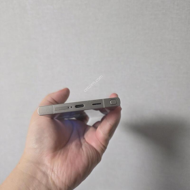 ������ S24��Ʈ�� ƼŸ�� �׷��� 256�Ⱑ SS�� �Ⱦƿ�~