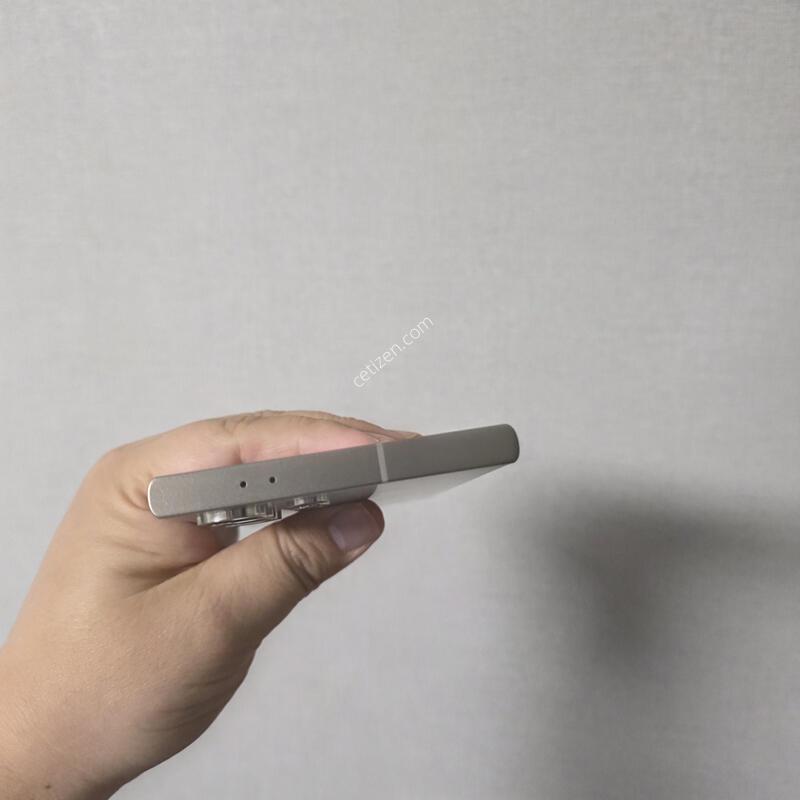 ������ S24��Ʈ�� ƼŸ�� �׷��� 256�Ⱑ SS�� �Ⱦƿ�~