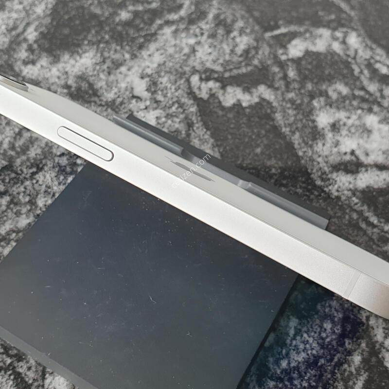 ������16e (A3409) ȭ��Ʈ 128�Ⱑ