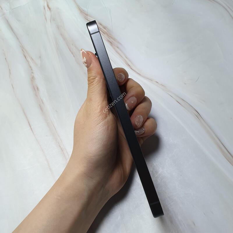 LG ������ S24FE ���� 256G S�� �Ǹ��մϴ�