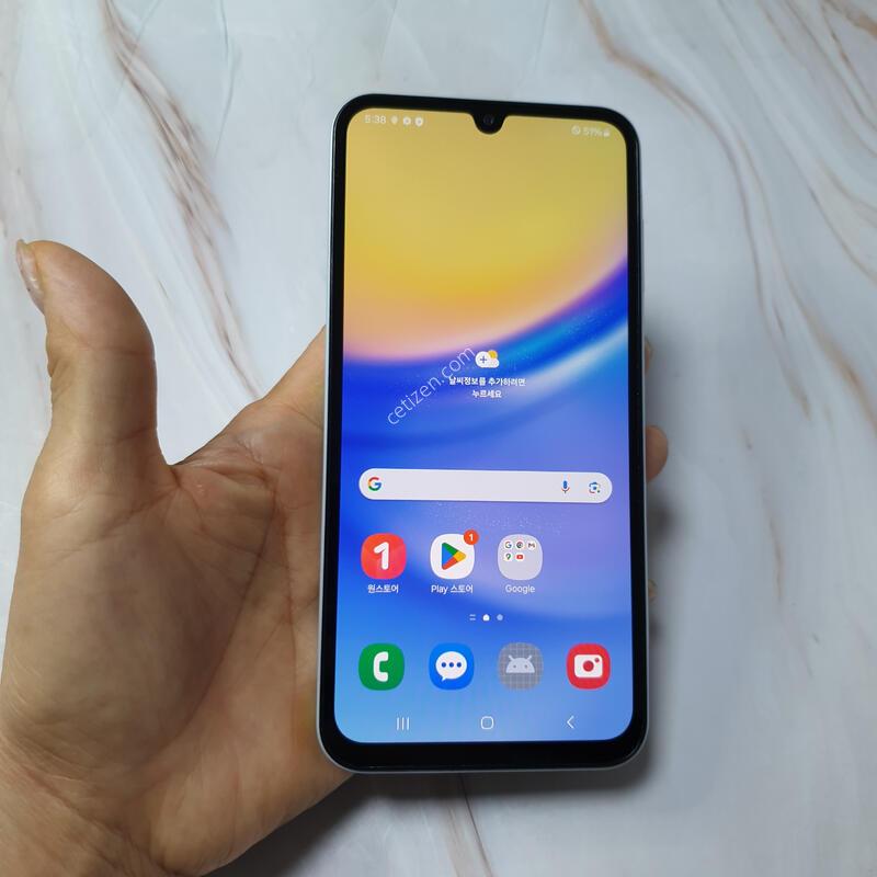 LG ������ ����3 ȭ��Ʈ 128G S�� �Ǹ��մϴ�