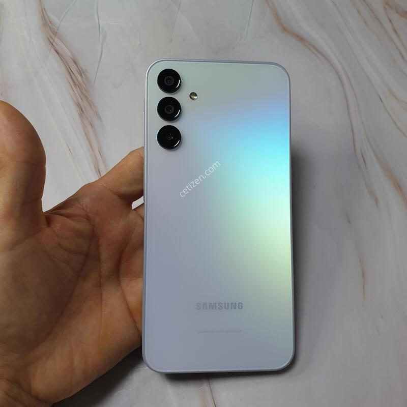 LG ������ ����3 ȭ��Ʈ 128G S�� �Ǹ��մϴ�