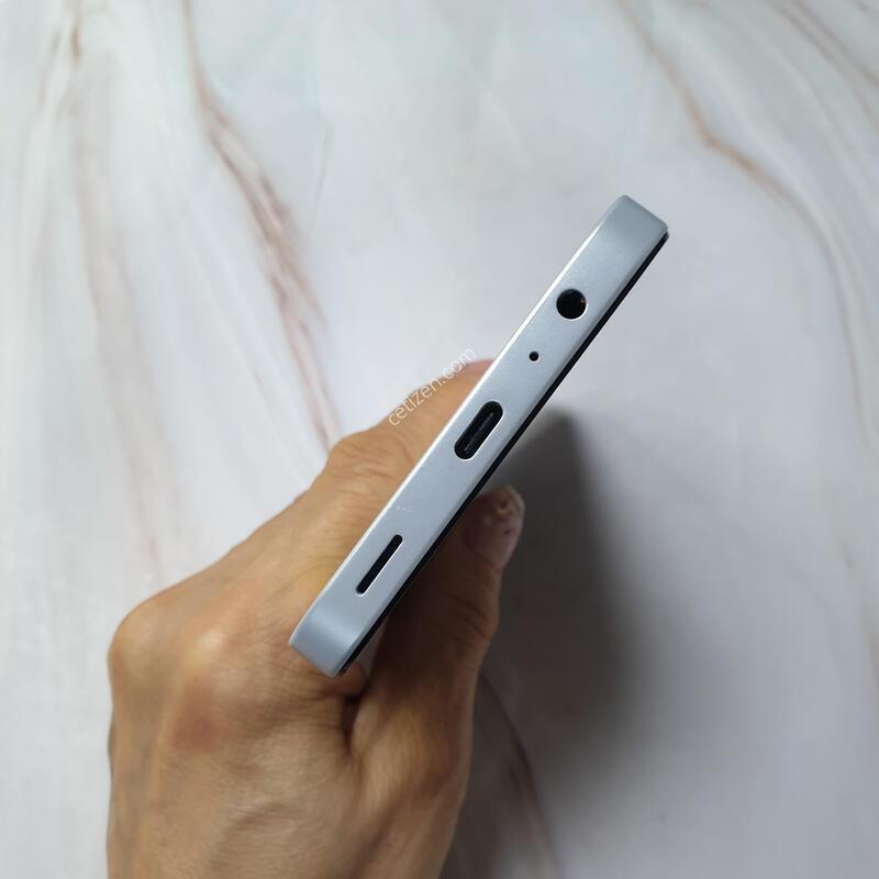 LG ������ ����3 ȭ��Ʈ 128G S�� �Ǹ��մϴ�