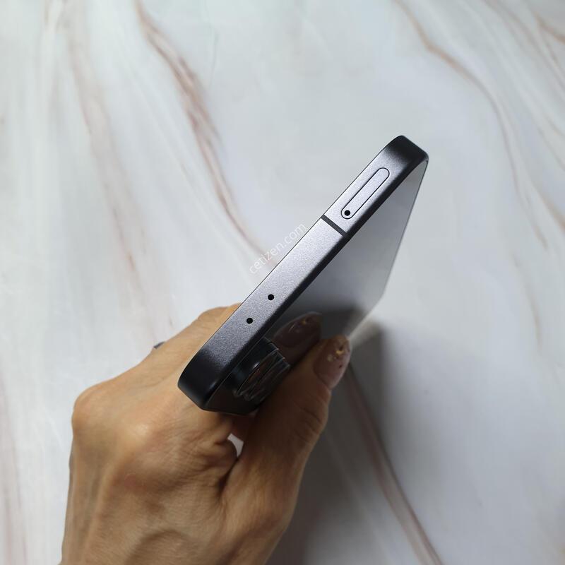 LG ������ S24FE ���� 256G S�� �Ǹ��մϴ�