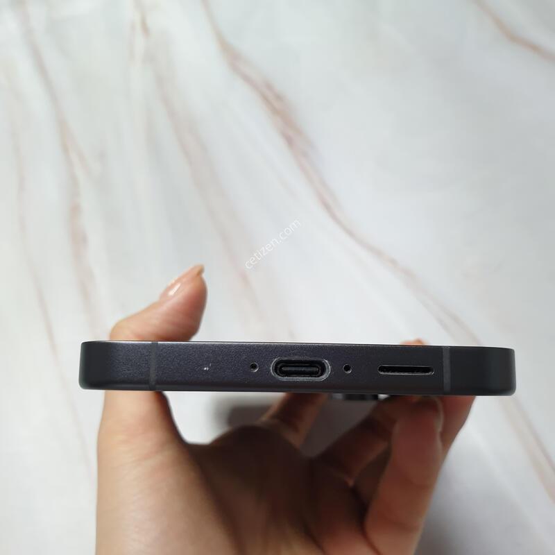 LG ������ S24FE ���� 256G S�� �Ǹ��մϴ�