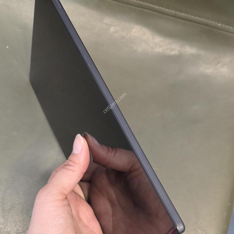 ������ �� A8+ 5G