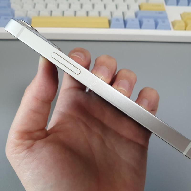 ������13 �̴� / 128GB / ȭ��Ʈ / ���͸����� 75%