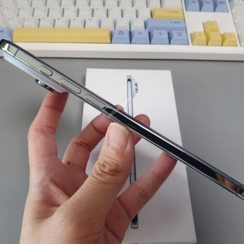 [������] ������ ���� / 256GB / ��ī�̺��� / ���͸����� 100%