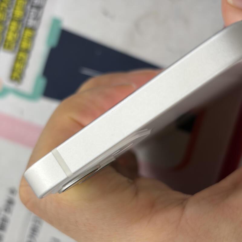 ������12�̴� ȭ��Ʈ ���� 128�Ⱑ  �Ǹ��մϴ�.