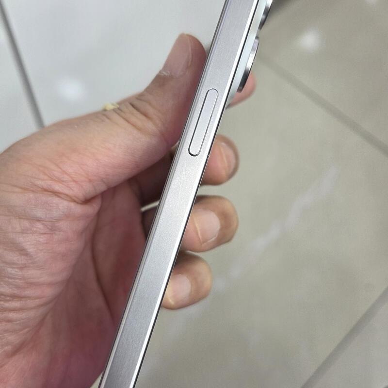 ������15���� ȭ��Ʈ �Ǹ��մϴ�