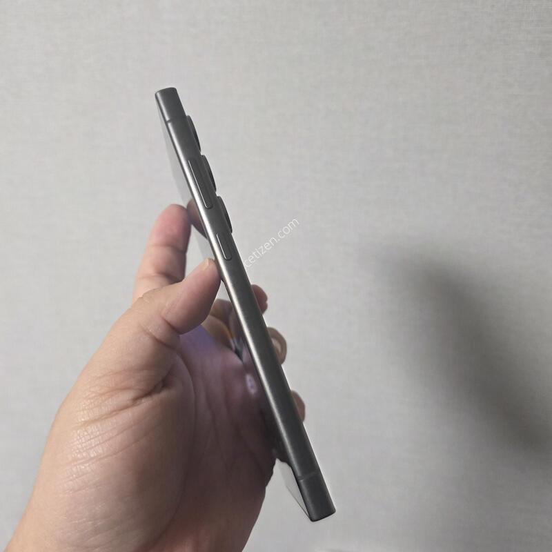 ������ S24��Ʈ�� ƼŸ�� ���� 256�Ⱑ SS�� �Ⱦƿ�~