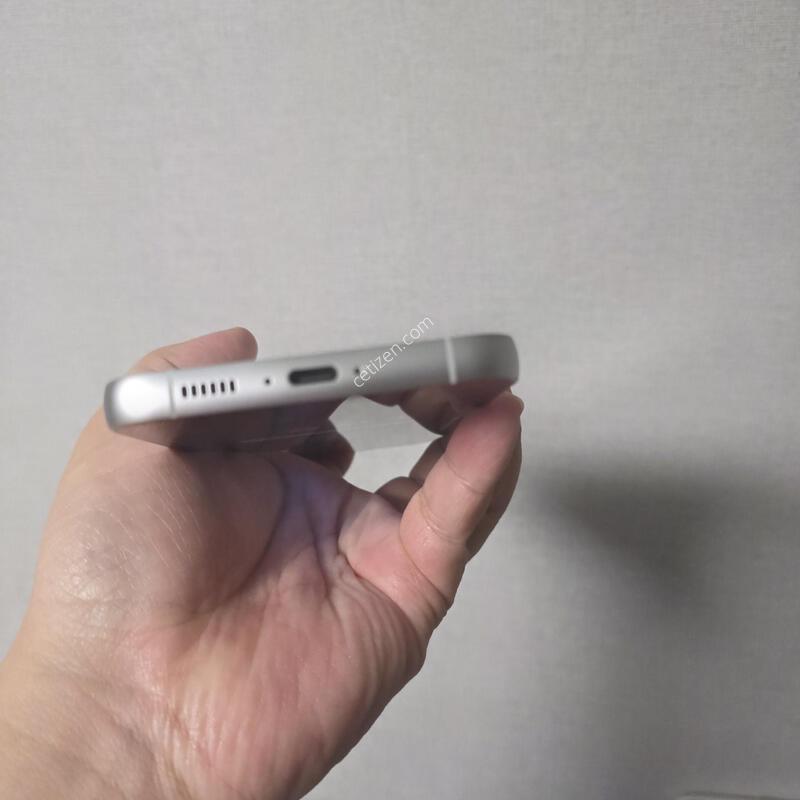 ������ S23FE ȭ��Ʈ 256�Ⱑ SS�� �Ⱦƿ�~