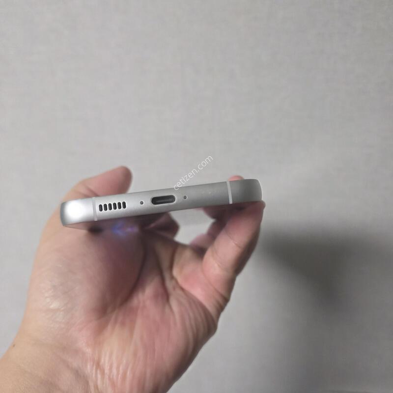 ������ S23FE ȭ��Ʈ 256�Ⱑ SS�� �Ⱦƿ�~