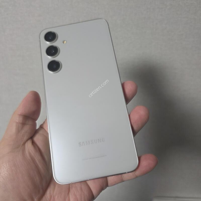 ������ S24�÷��� ���� �׷��� 256�Ⱑ A�� �Ⱦƿ�~