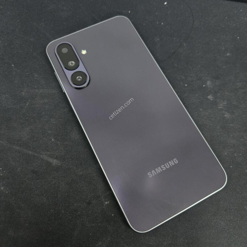 SS�� ������ ����4 ���� 128GB KT ���⽺ ���ܻ� �ֻ��