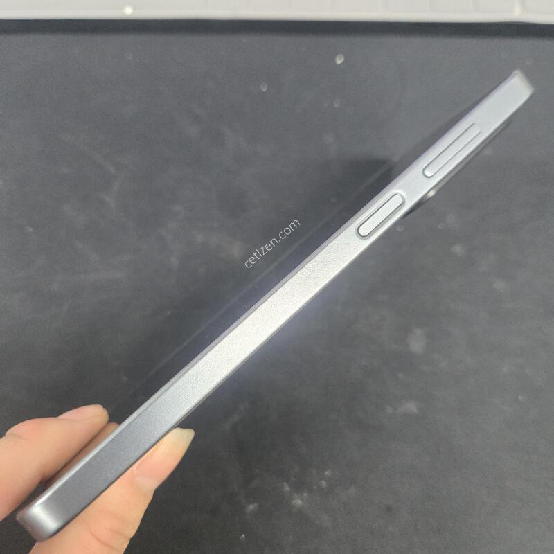 SS�� ������ ����4 ���� 128GB KT ���⽺ ���ܻ� �ֻ��