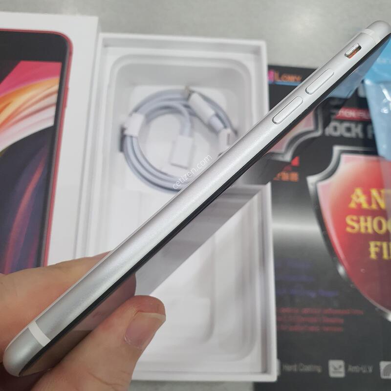 *���±�!!*@128GB@ (���͸����� 100%)