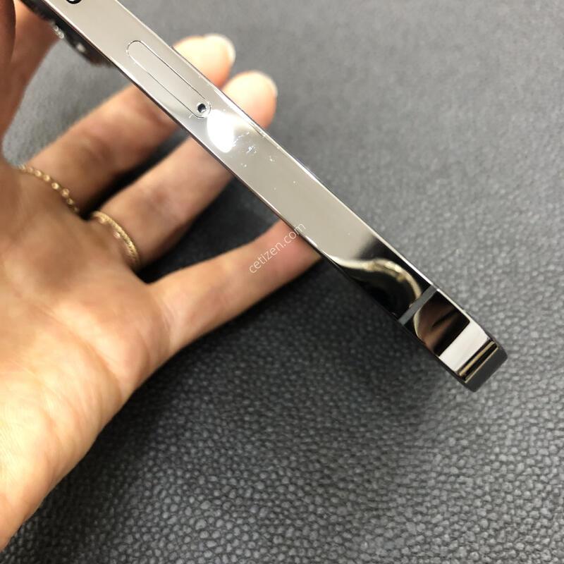 ������13���� �׷�����Ʈ 128G,A��