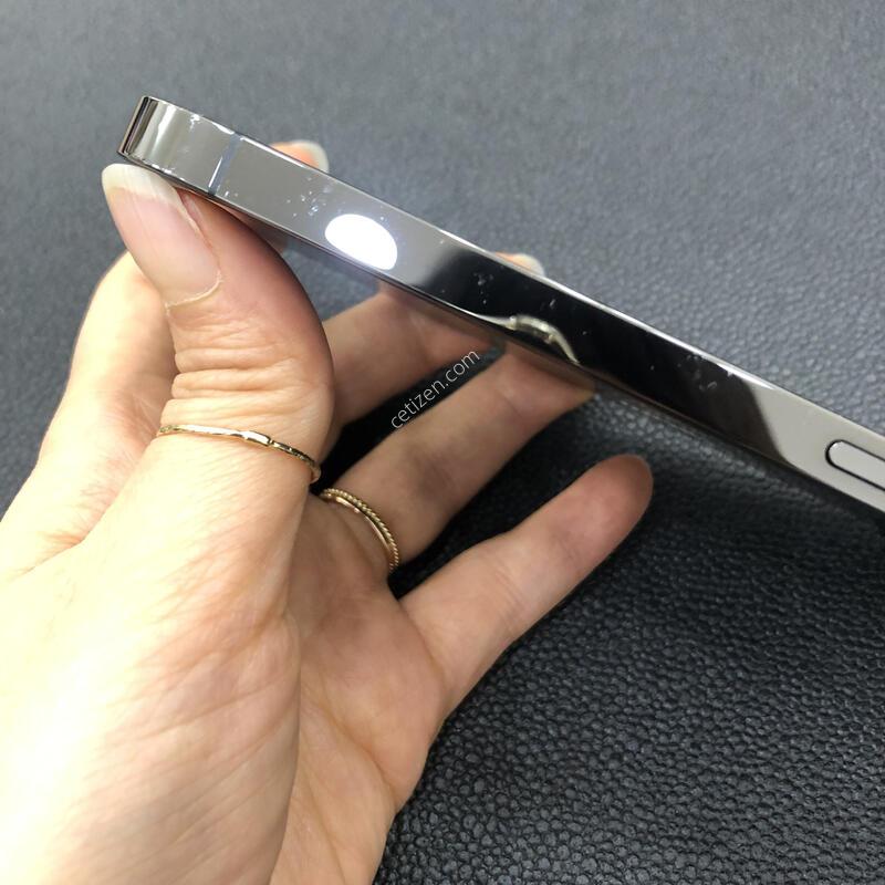 ������13���� �׷�����Ʈ 128G,A��