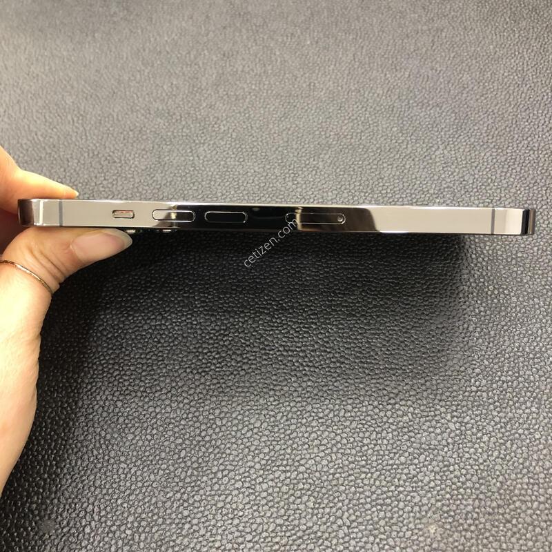 ������13���� �׷�����Ʈ 128G,A��