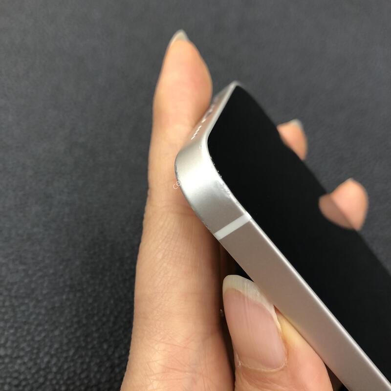 ������12�̴� ȭ��Ʈ 128G,����� ���ƿ�,���� ���⽺,���͸�����84%