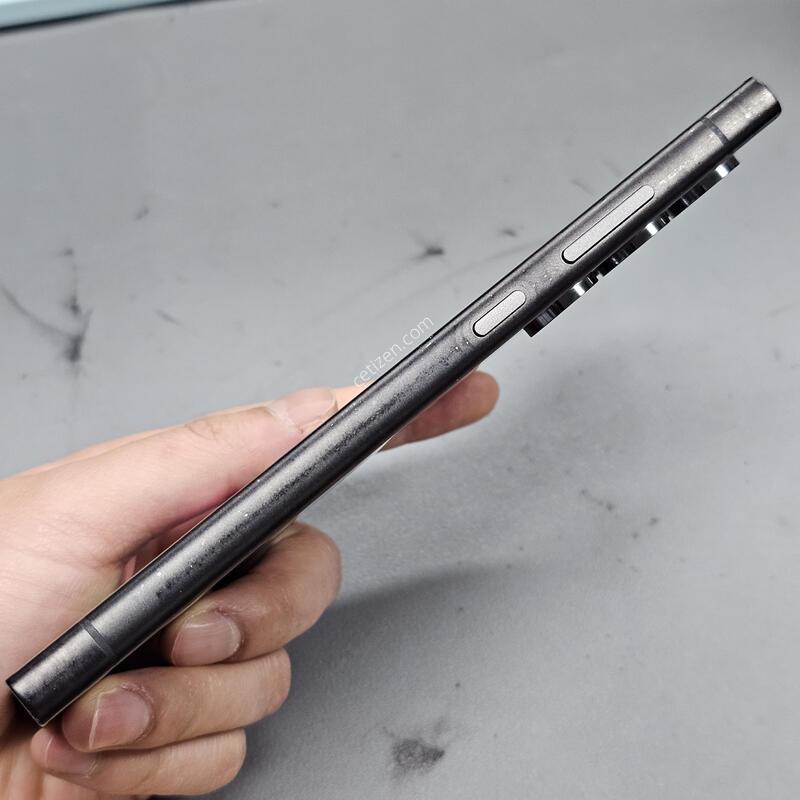 �Ｚ ������ S24��Ʈ�� 256GB ƼŸ������ �ڱ��� ������ ������ ������ �߰��� ~!