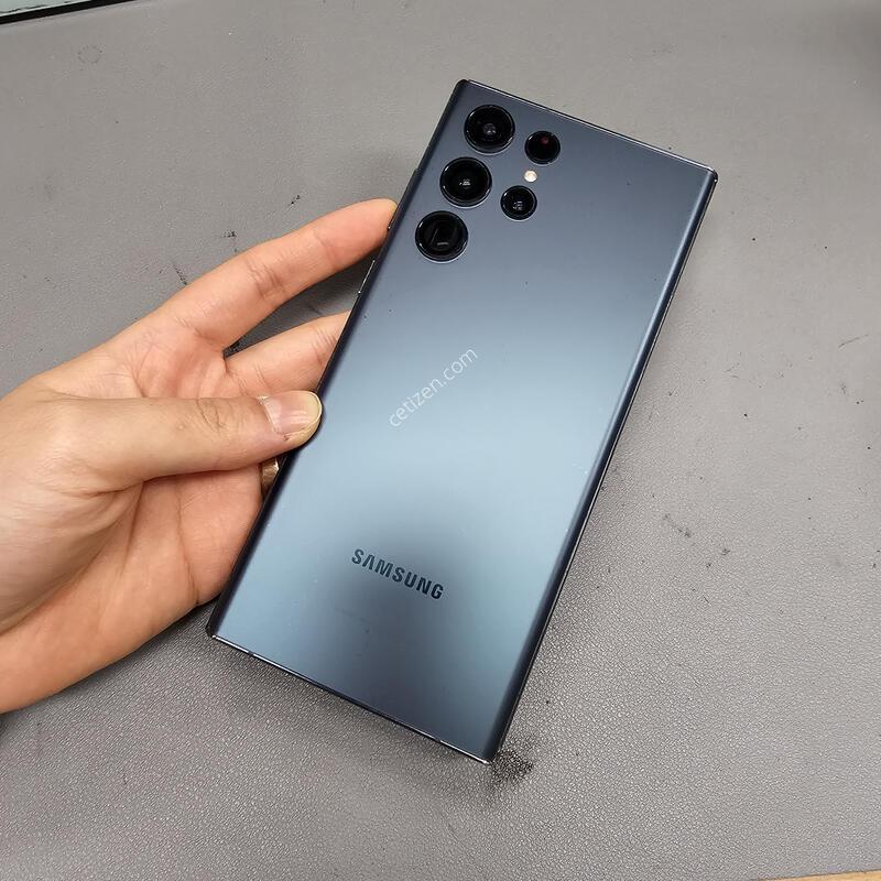 �Ｚ ������ S22��Ʈ��(SM-S908) 512GB �׸� SK �߰��� ~!