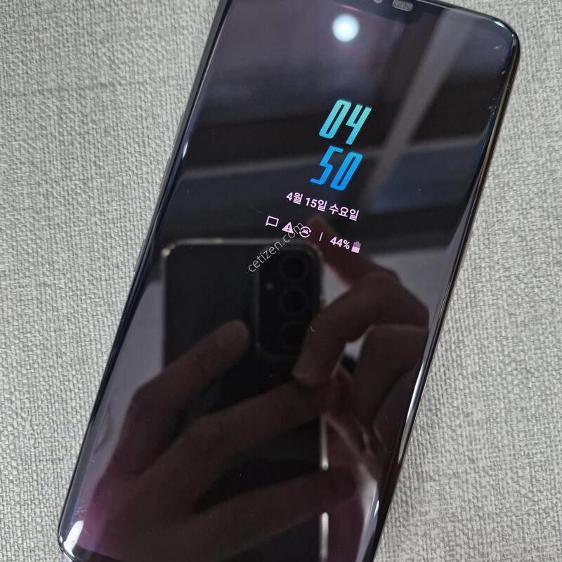 V50 ThinQ 128G �Ǹ��մϴ�