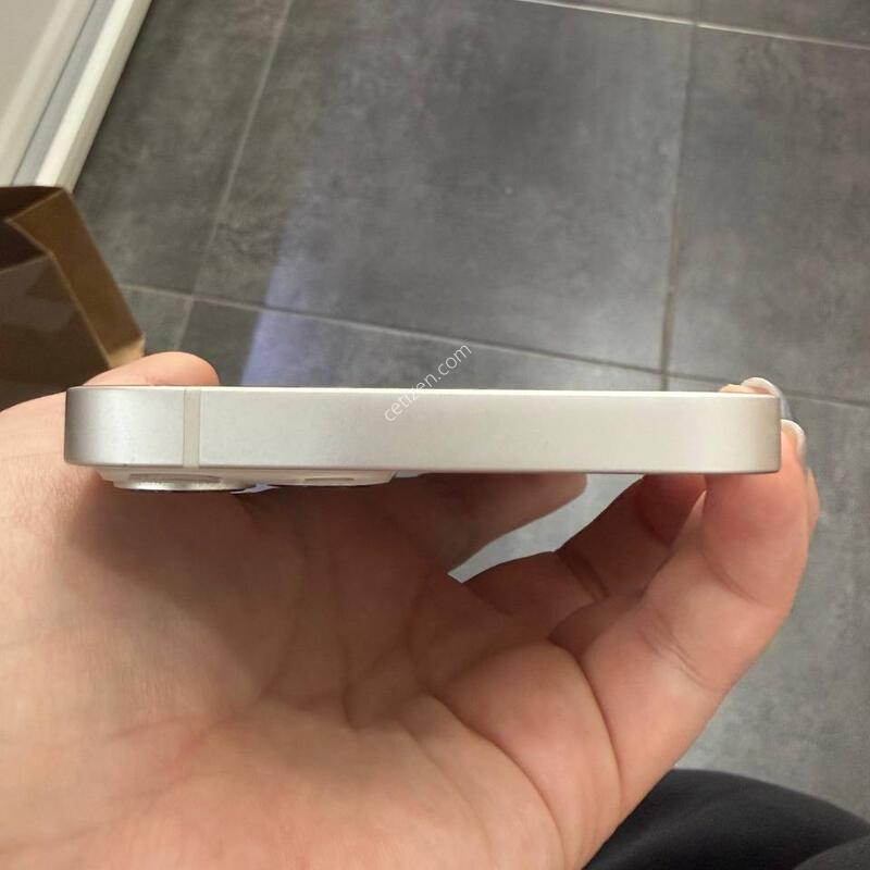 A��/Ǯ�ڽ�)������13 ��Ÿ����Ʈ 128GB/93% Y1730