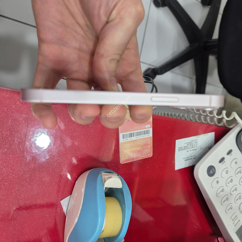 13�̴���ũ.128g.���͸�76%