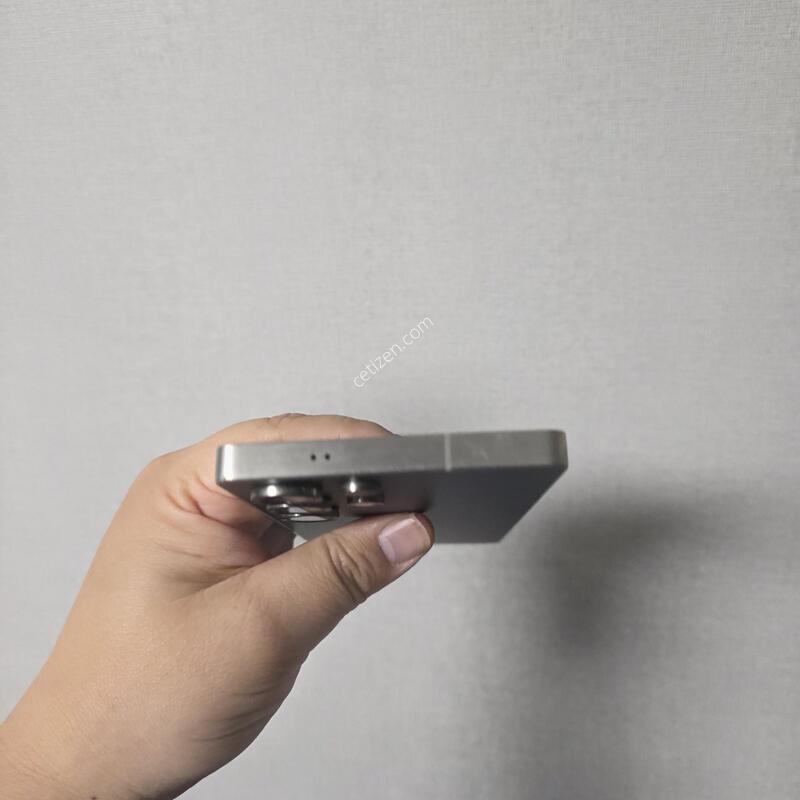 ������ S25��Ʈ�� ƼŸ�� ���� 256�Ⱑ A�� �Ⱦƿ�~