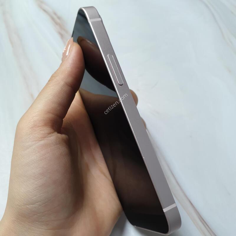 ������13�̴� ��ũ 128G A�� �Ǹ��մϴ�