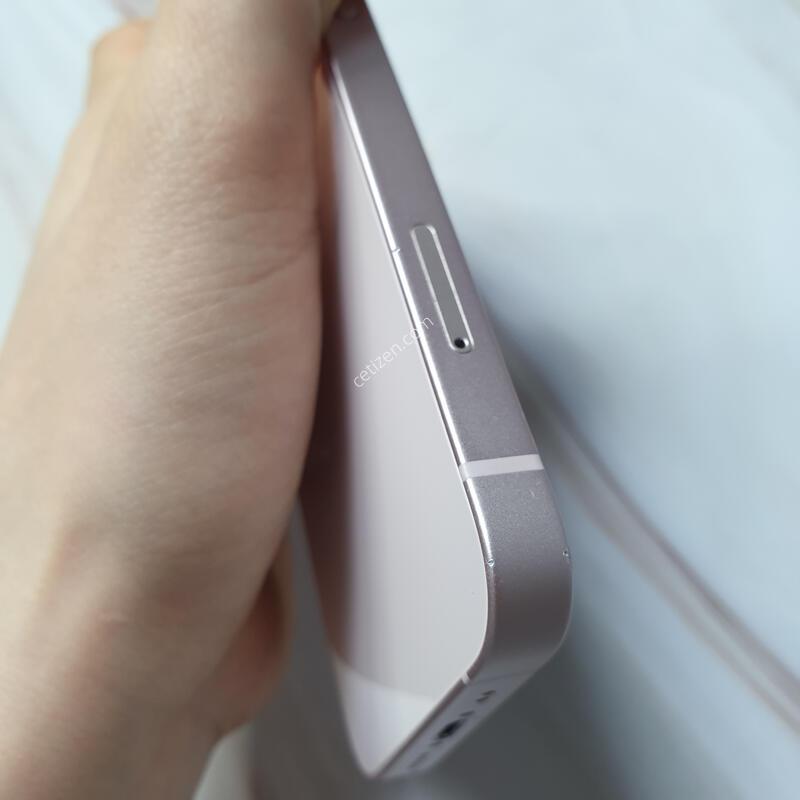 ������13�̴� ��ũ 128G A�� �Ǹ��մϴ�