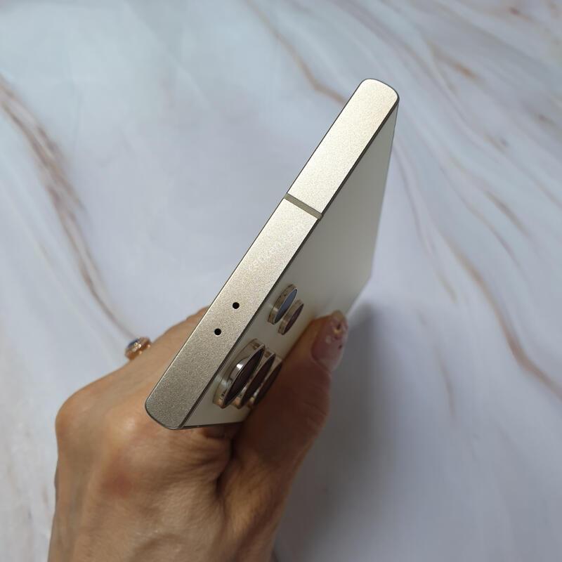 LG ������ S24��Ʈ�� ƼŸ�����ο� 256G S�� �Ǹ��մϴ�