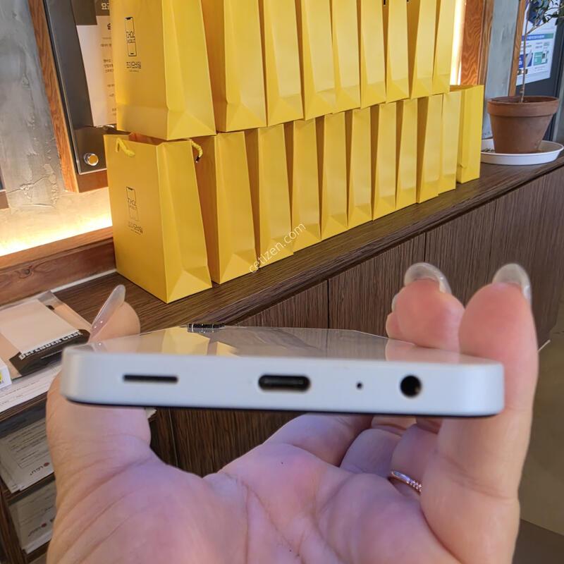 A155_128GB / ȭ��Ʈ / 24.04.17