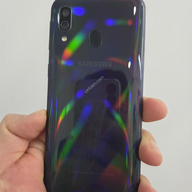 ������ A40 64GB ����