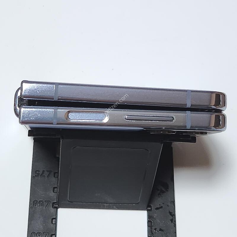 ������Z�ø�4 256G ���ܻ� ���� 12093