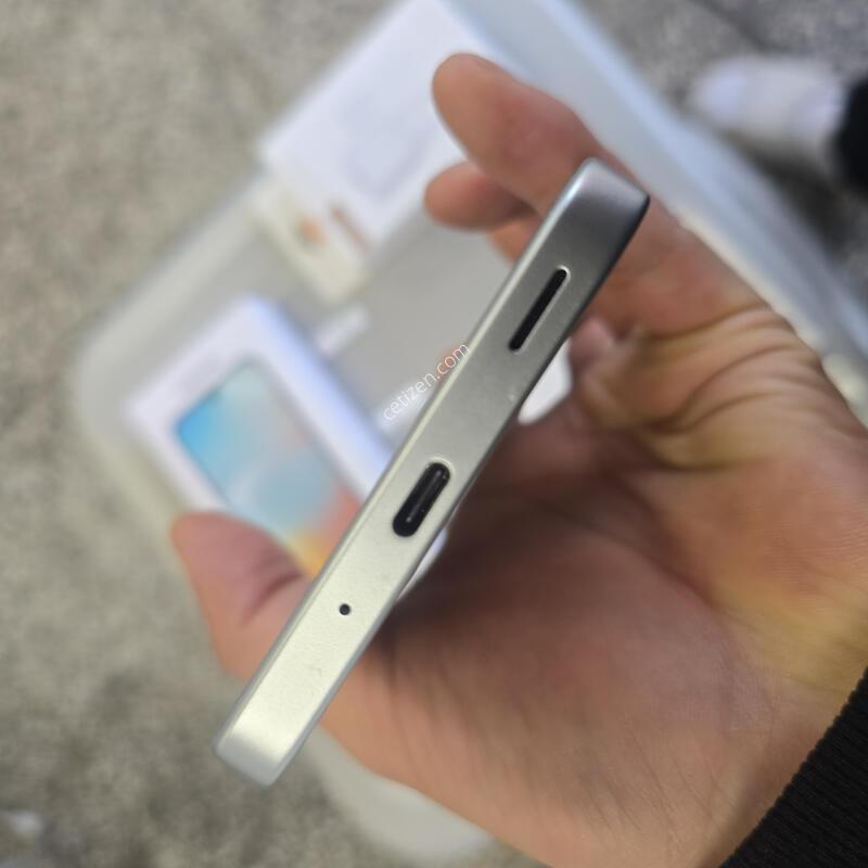 SK ���̵�8 (M166) 128G ����Ʈ�׸����� ����� �˴ϴ�