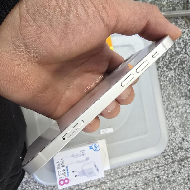 ������12�̴� 128G ȭ��Ʈ(���͸�76%) ����� �˴ϴ�