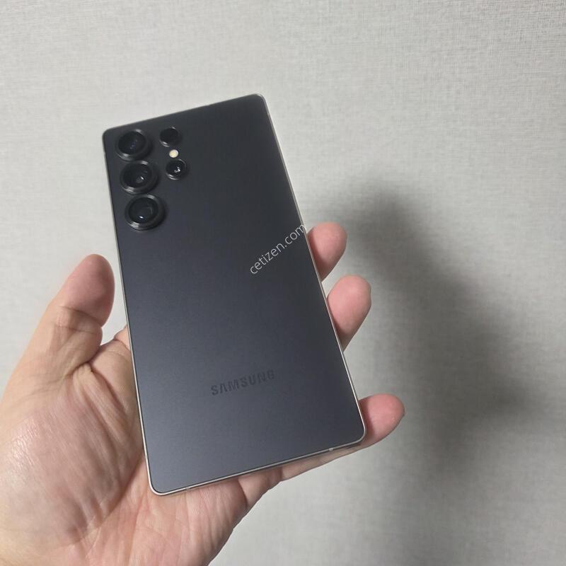 ������ S25��Ʈ�� ƼŸ�� ���� 256�Ⱑ A�� �Ⱦƿ�~