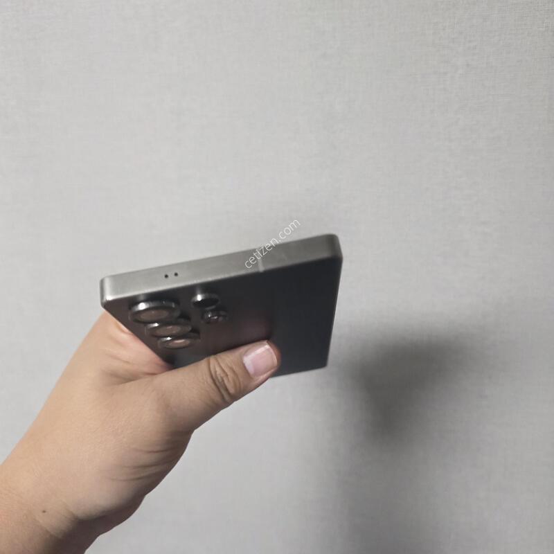 ������ S25��Ʈ�� ƼŸ�� ���� 256�Ⱑ A�� �Ⱦƿ�~