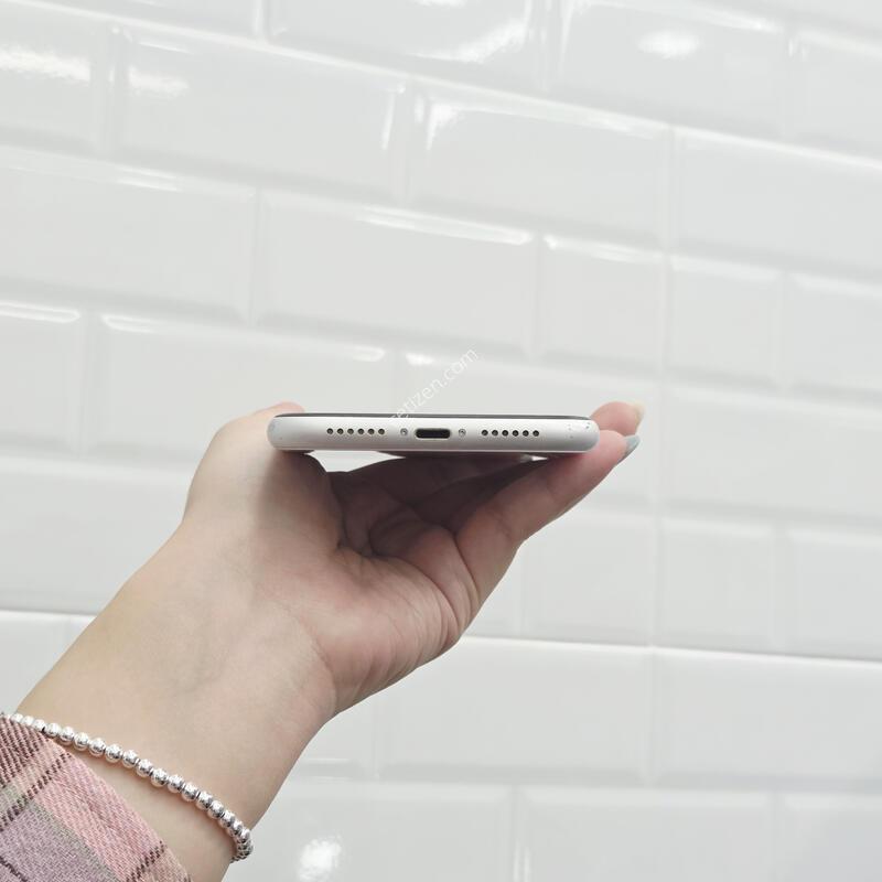 ������XR ȭ��Ʈ 128GB