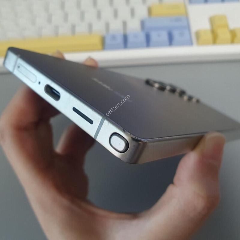 ������ S25 ��Ʈ�� / 256GB / ƼŸ�� �׷���