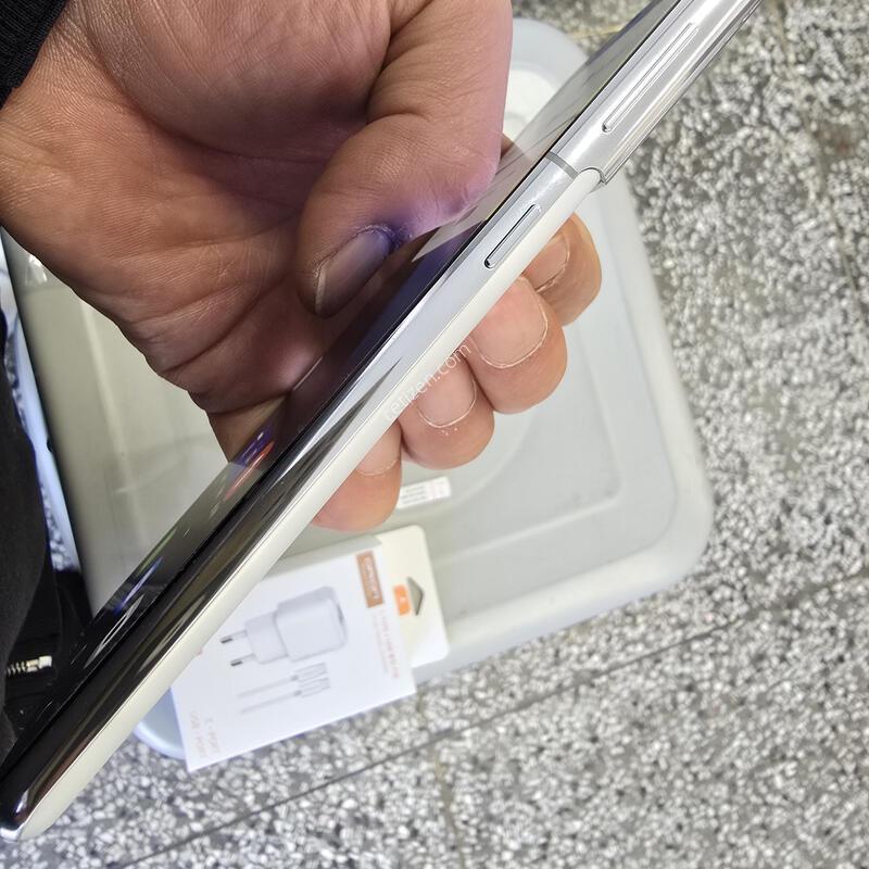 SK S21 (G991) 256G ȭ��Ʈ���� ����� �˴ϴ�