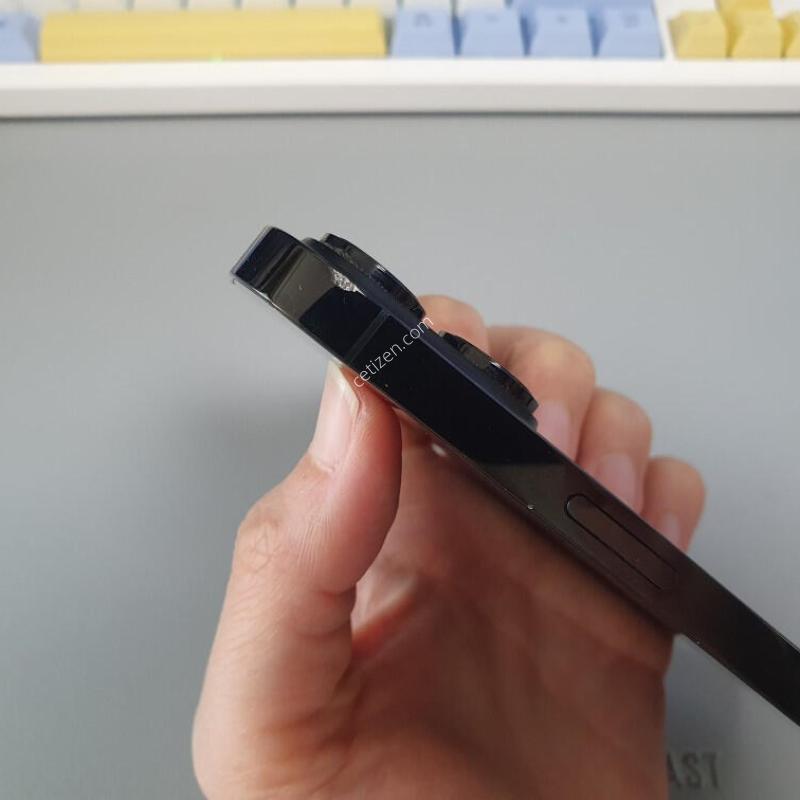 ������14 ���� / 256GB / ���� / ���͸����� 74%