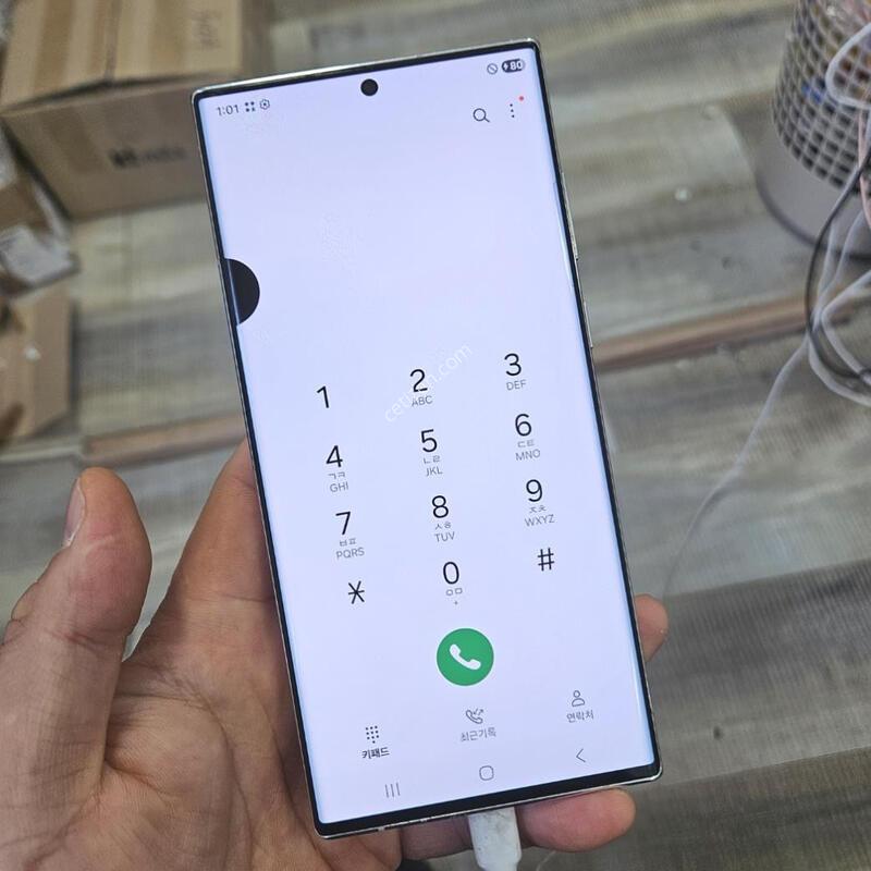 �ǻ��� ������S22��Ʈ�� ũ�� �Ǹ� �߰���