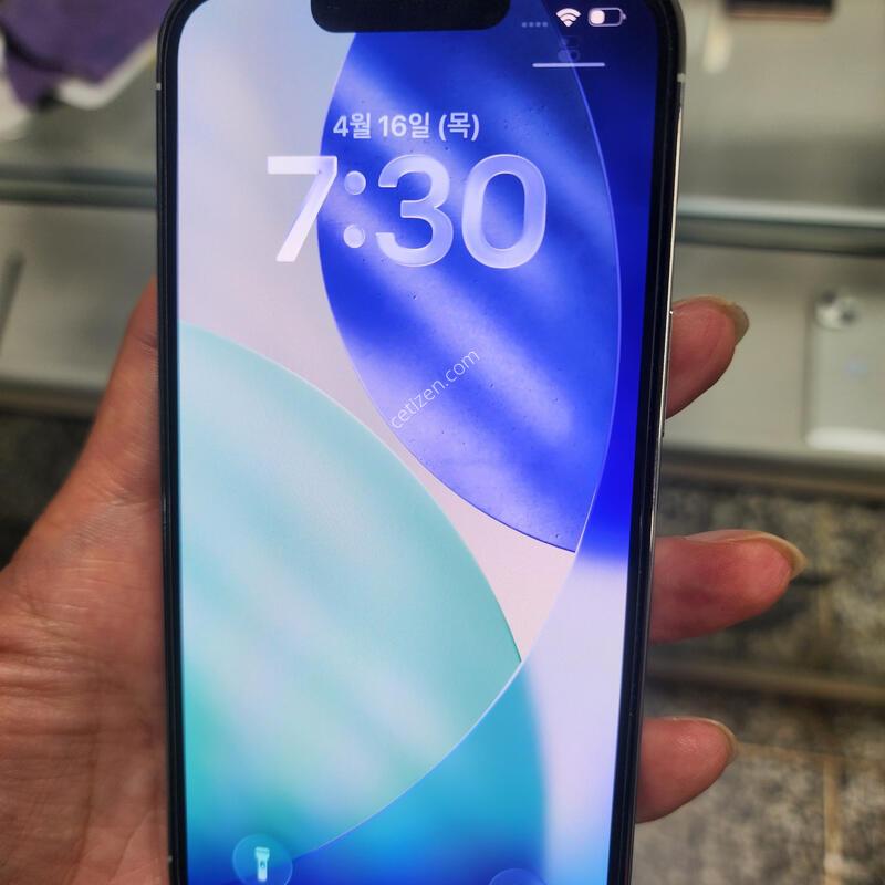 ������13���� 256G ������ ƯAA��(�����̷¾��� ��ǰ�״�� ���^^!